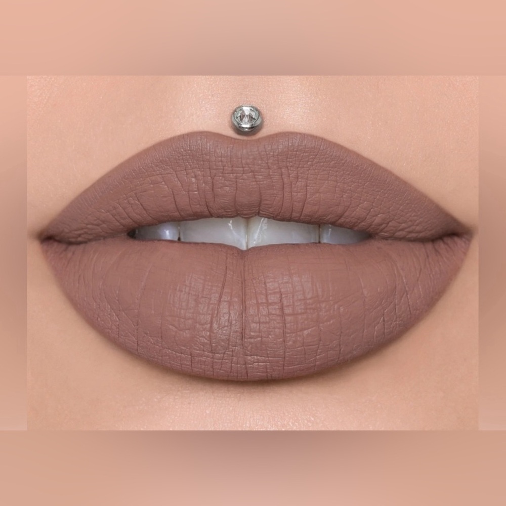 Hidden Hills Velour Liquid Lipstick by Jeffree Star - New in Box